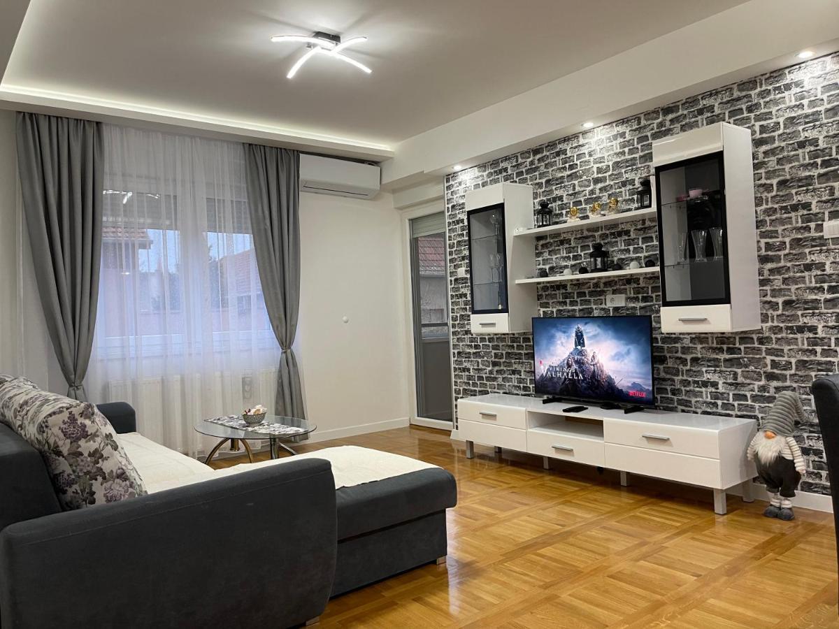 Apartman Mdb Subotica Dış mekan fotoğraf
