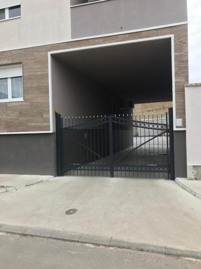 Apartman Mdb Subotica Dış mekan fotoğraf
